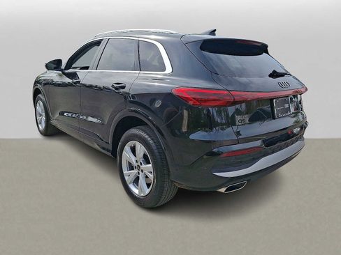 Used 2025 Audi Q5 Premium AWD/4WD image 22