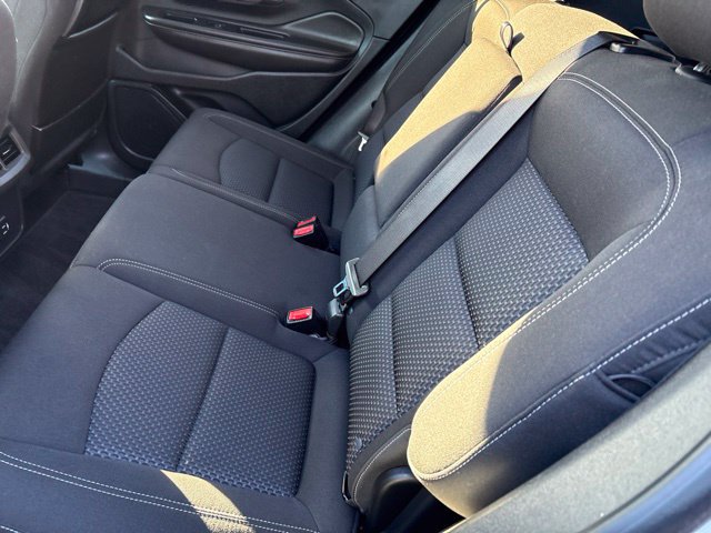 Used 2024 GMC Terrain SLE w/ Driver Convenience Package FWD image 10