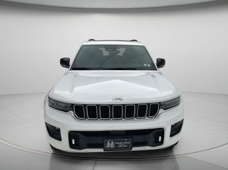 Used 2023 Jeep Grand Cherokee Overland w/ Luxury Tech Group IV AWD/4WD video 2