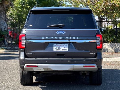 Certified 2024 Ford Expedition Max Limited RWD image 4