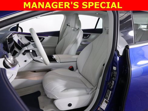 Certified 2023 Mercedes-Benz EQE 350+ 4MATIC Sedan w/ Exclusive Trim Package image 31