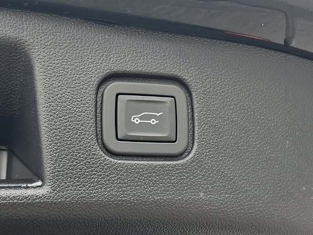 Used 2024 Chevrolet Blazer EV LT AWD/4WD image 33