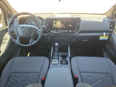 New 2026 Nissan Frontier SV AWD/4WD image 9