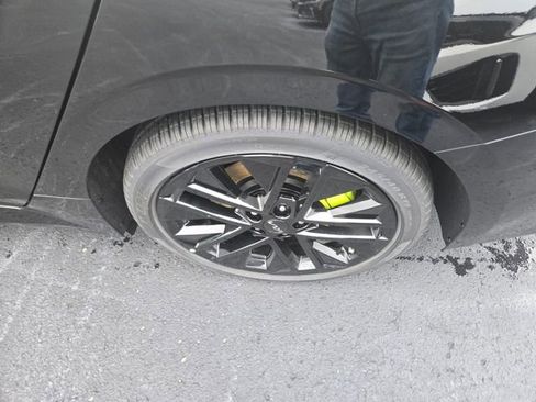 New 2026 Kia K5 GT FWD image 21