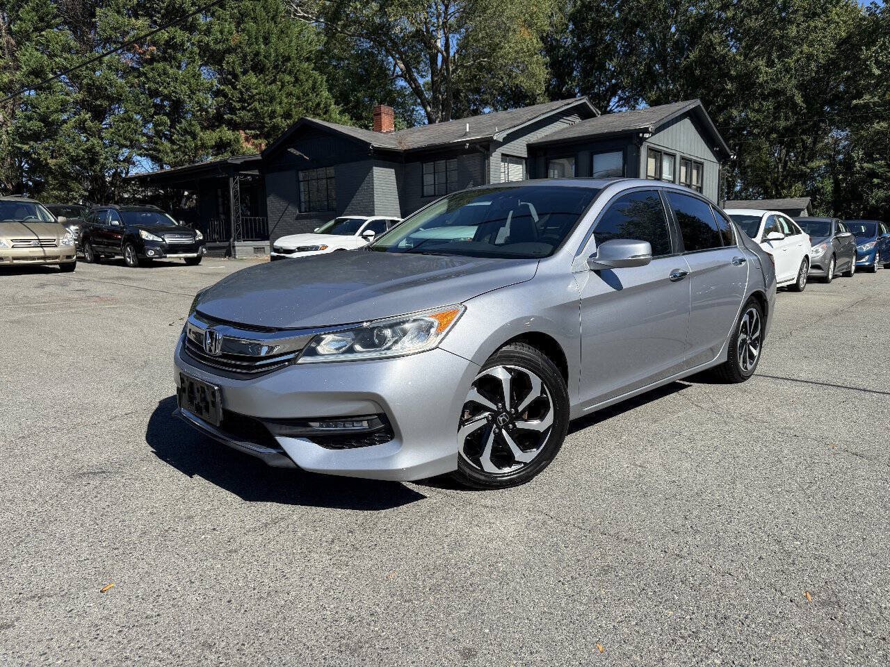 Used 2016 Honda Accord EX-L image 1