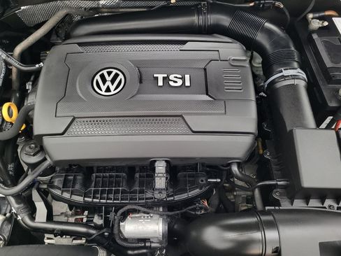 Used 2017 Volkswagen Passat 1.8T SE image 30