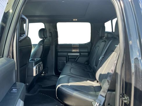 Used 2016 Ford F150 Platinum w/ Equipment Group 701A Luxury AWD/4WD image 21