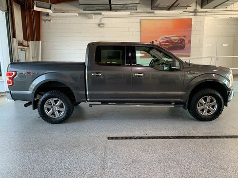 Used 2019 Ford F150 XLT w/ Equipment Group 302A Luxury AWD/4WD image 9