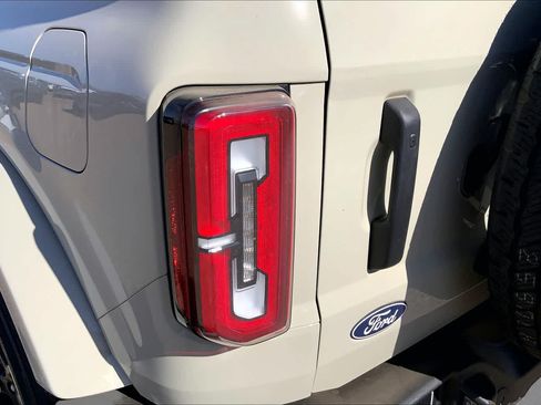 New 2026 Ford Bronco Outer Banks AWD/4WD image 14