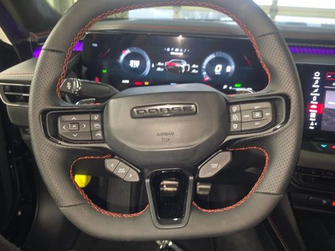 Used 2024 Dodge Charger Daytona Scat Pack w/ Plus Group image 8