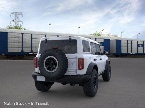 New 2026 Ford Bronco Badlands image 8