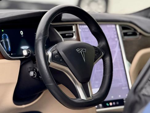 Used 2016 Tesla Model S P90D image 13