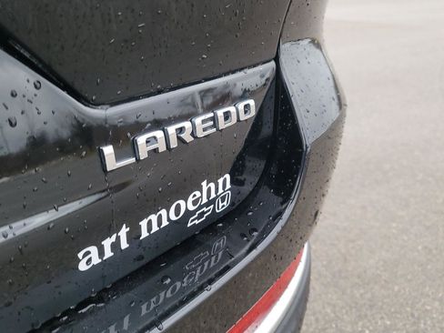 Used 2023 Jeep Grand Cherokee Laredo w/ Luxury Tech Group I image 6