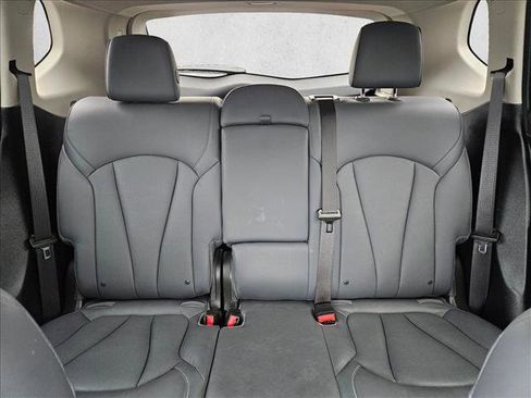 Used 2019 Buick Envision Essence image 17