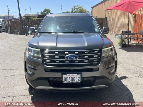 Used 2017 Ford Explorer Limited FWD image 4