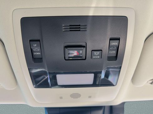 Certified 2024 Lexus ES 350 w/ Premium Package FWD image 22