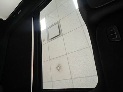 Used 2022 Ford F150 Lariat image 41