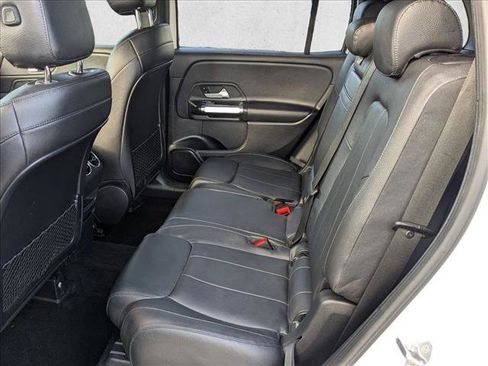 Used 2021 Mercedes-Benz GLB 250 image 19