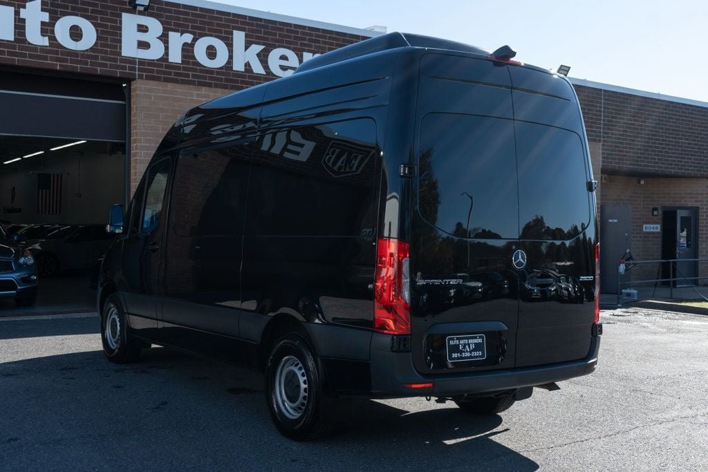 Used 2025 Mercedes-Benz Sprinter 2500 image 31