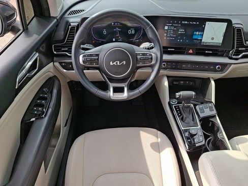 Used 2023 Kia Sportage EX FWD image 11