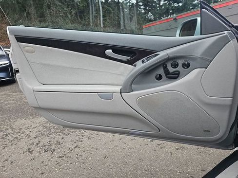 Used 2004 Mercedes-Benz SL 55 AMG image 16