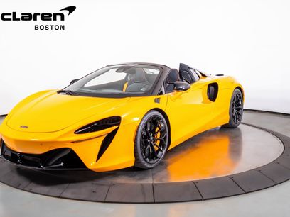 New 2025 McLaren Artura Spider