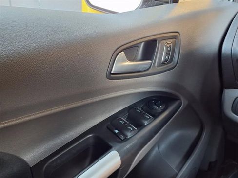Used 2022 Ford Transit Connect XLT image 22
