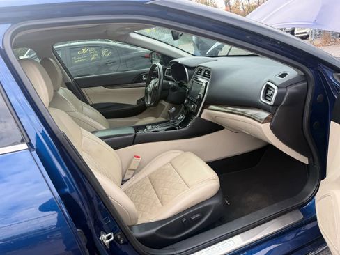 Used 2017 Nissan Maxima Platinum w/ Medallion Package image 12