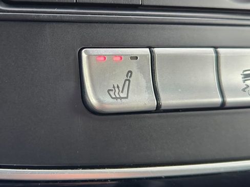 Used 2019 Mercedes-Benz GLE 43 AMG 4MATIC image 32