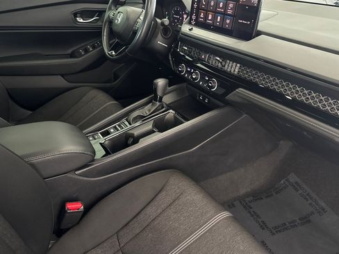 Used 2024 Honda Accord Sport image 32