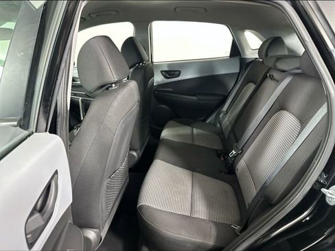 Used 2018 Hyundai Kona SE image 39