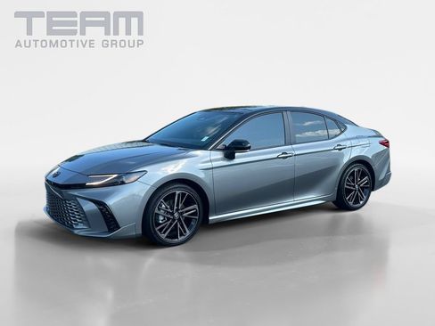 Used 2026 Toyota Camry XSE w/ Premium Package FWD image 3