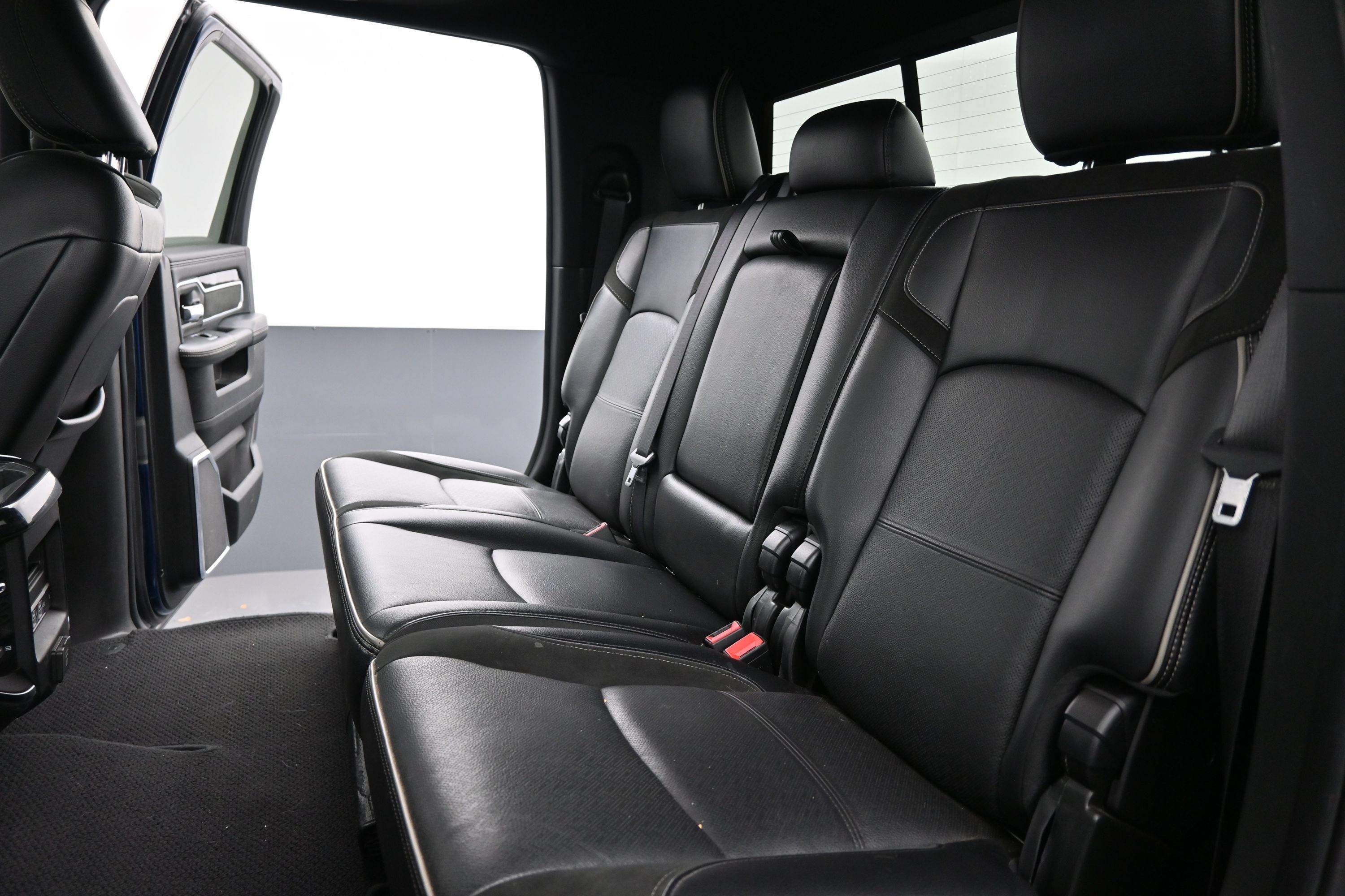Used 2022 RAM 2500 Laramie AWD/4WD image 24