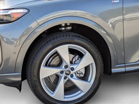 New 2025 Audi Q5 Premium Plus image 10