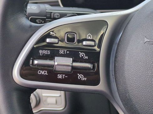 Used 2021 Mercedes-Benz GLE 350 4MATIC image 20