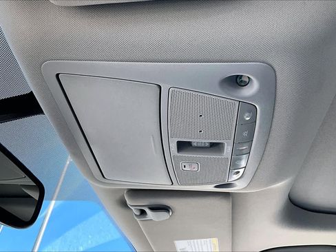 Used 2018 Nissan Murano Platinum image 32