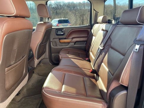 Certified 2015 Chevrolet Silverado 1500 High Country w/ High Country Premium Package image 22