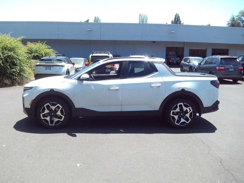 Used 2024 Hyundai Santa Cruz Limited AWD/4WD image 2