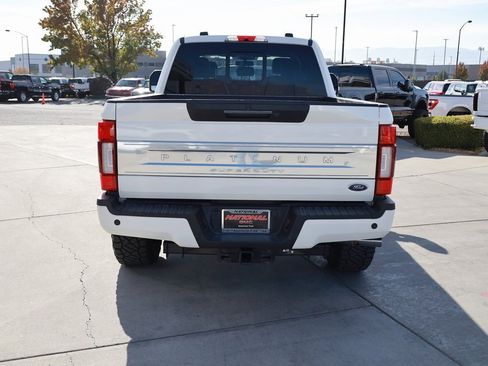 Used 2022 Ford F250 Platinum image 5