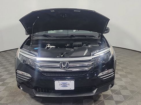 Certified 2017 Honda Pilot EX image 14