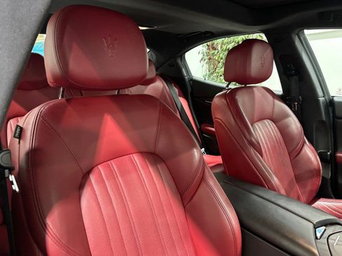 Used 2019 Maserati Ghibli S GranLusso RWD image 46