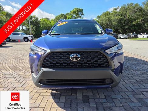 Used 2023 Toyota Corolla Cross LE FWD image 2
