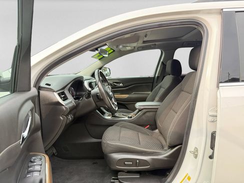 Used 2019 GMC Acadia SLE AWD/4WD image 22