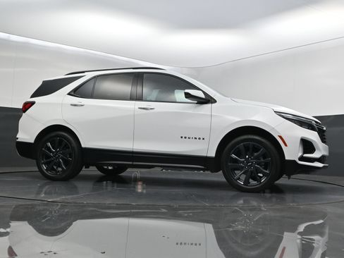 Used 2022 Chevrolet Equinox RS AWD/4WD image 44