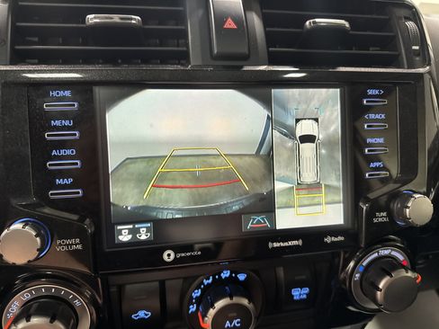 Used 2022 Toyota 4Runner TRD Off-Road Premium AWD/4WD image 23