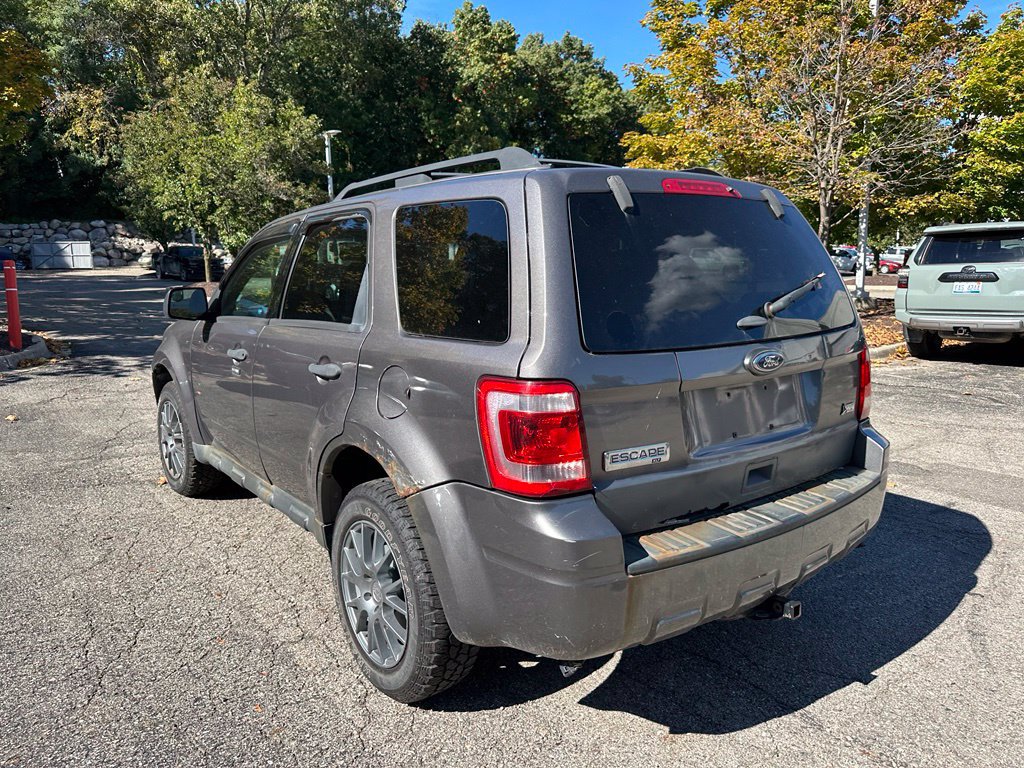 Used 2012 Ford Escape XLT w/ Canadian Comfort Pkg FWD image 3