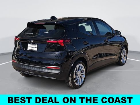 New 2027 Chevrolet Bolt LT w/ Comfort Package FWD image 3