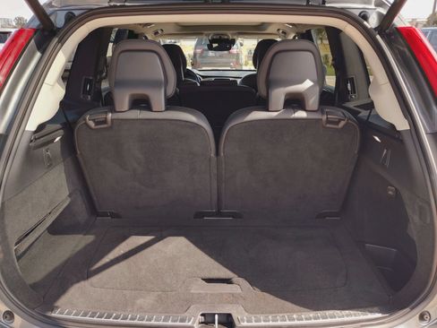 Used 2017 Volvo XC90 T6 Momentum w/ Vision Package AWD/4WD image 26