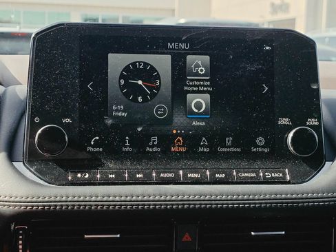 Used 2023 Nissan Rogue SL w/ SL Premium Package FWD image 15
