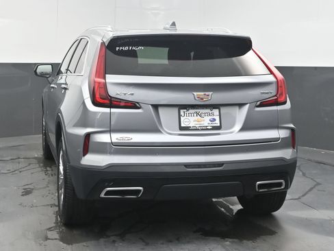 Used 2024 Cadillac XT4 Premium Luxury FWD image 8
